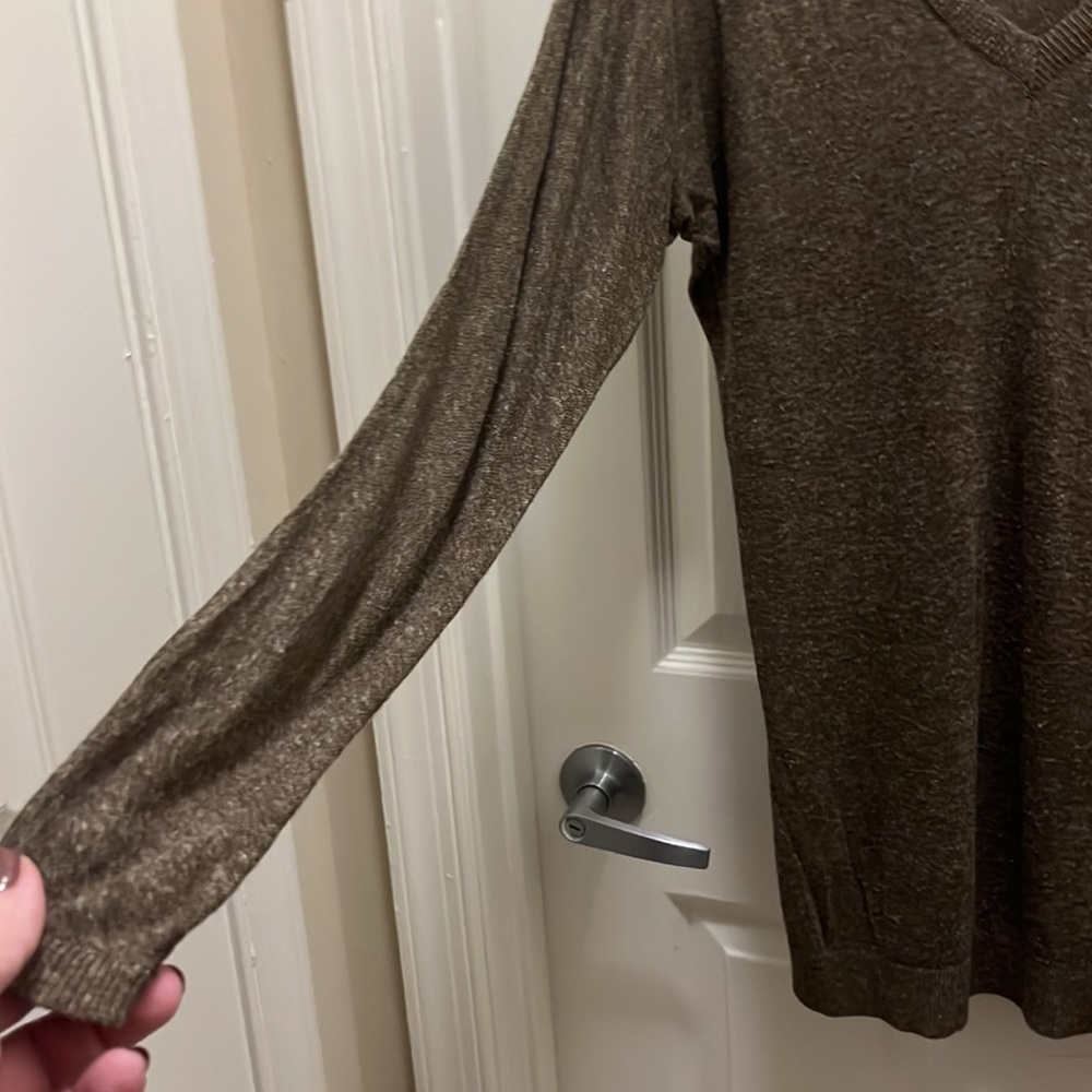 Vince lightweight linen sweater top. Light brown. GUC! Size XS. - Picture 3 of 6